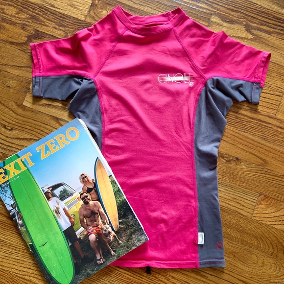 O’Neill Rash Guard - Picture 2 of 9